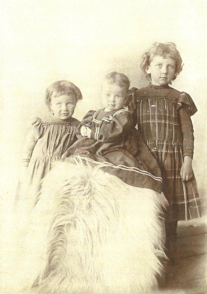 Florence, Tressie and Josie Carlston, ca. 1900